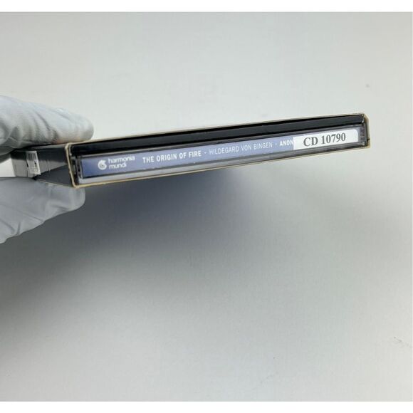 2004 The Origin of Fire Music & Visions of Hildegard von Bingen CD Anonymous 4 A - Picture 4 of 8